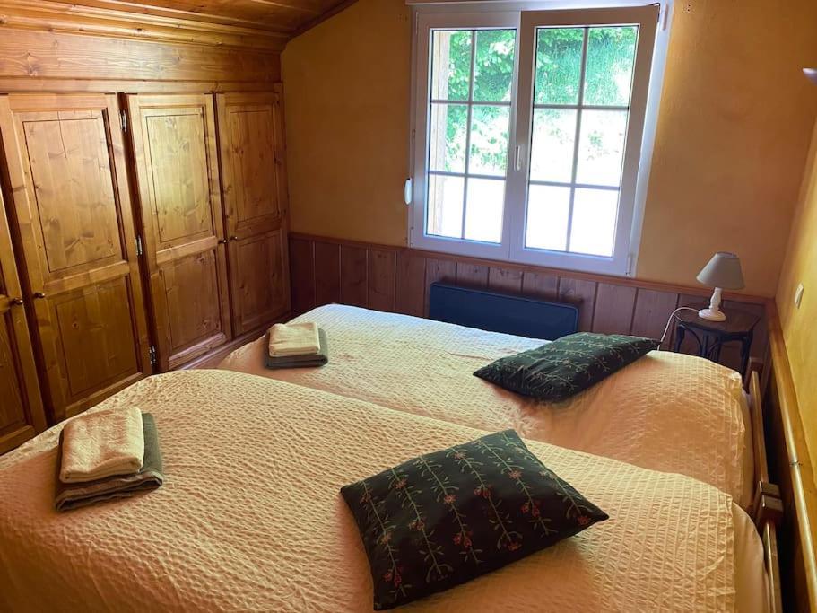 Ferme De Chenezeau - 15 Personnes , 7 Chambres Gérardmer Kültér fotó